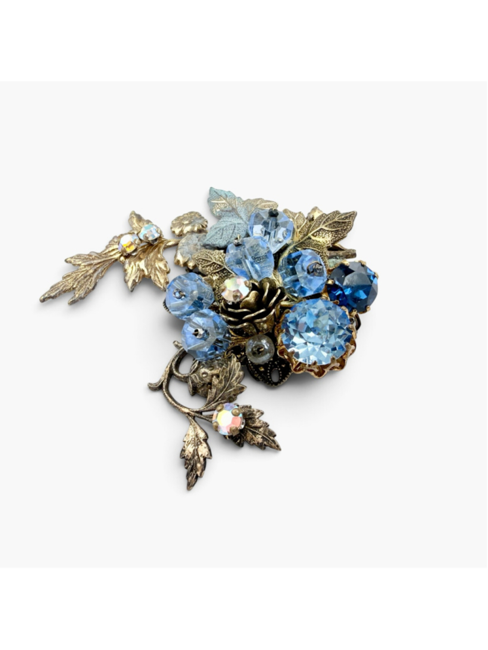 Vintage West Germany Blue Glass Floral Filigree Aurora Borealis Brooch - Picture 3 of 10